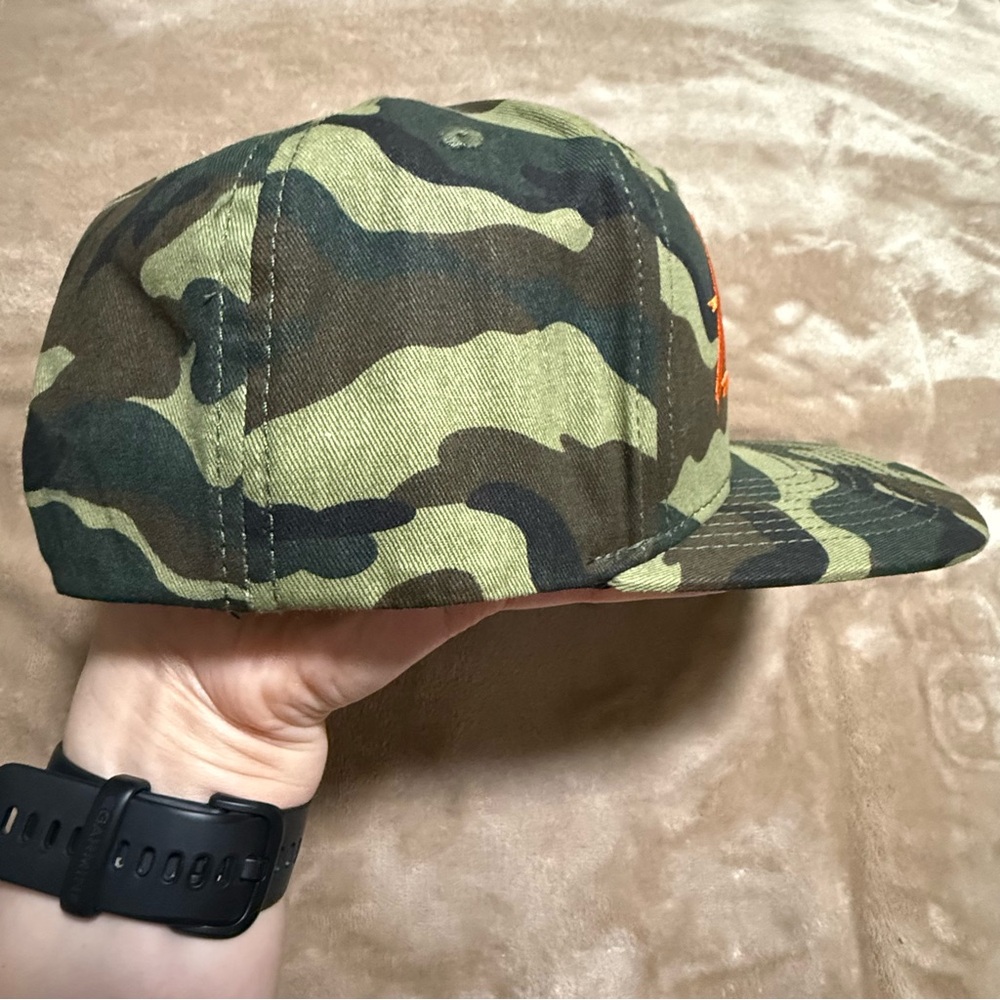 Alienlabs Camo Cannabis Snap Back Flat Bill Baseball Hat - Picture 4 of 15